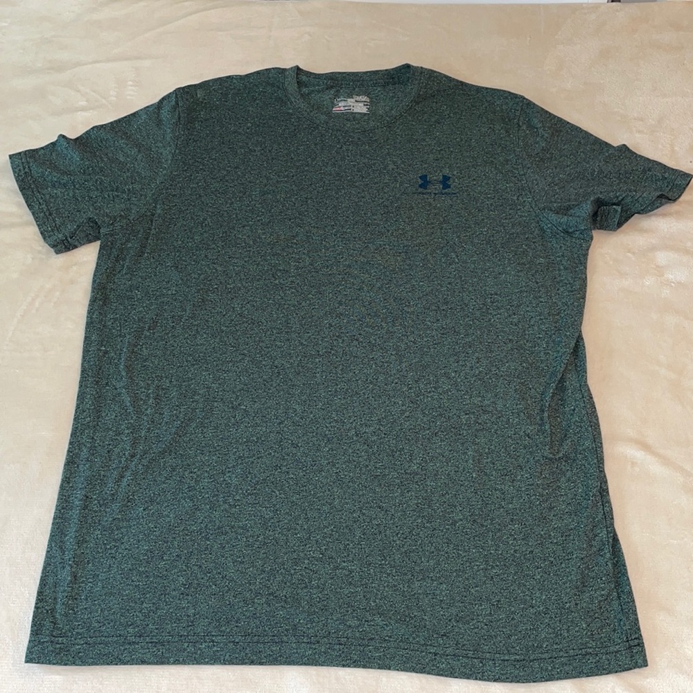 Under Armour Men’s Short Sleeve Shirt
